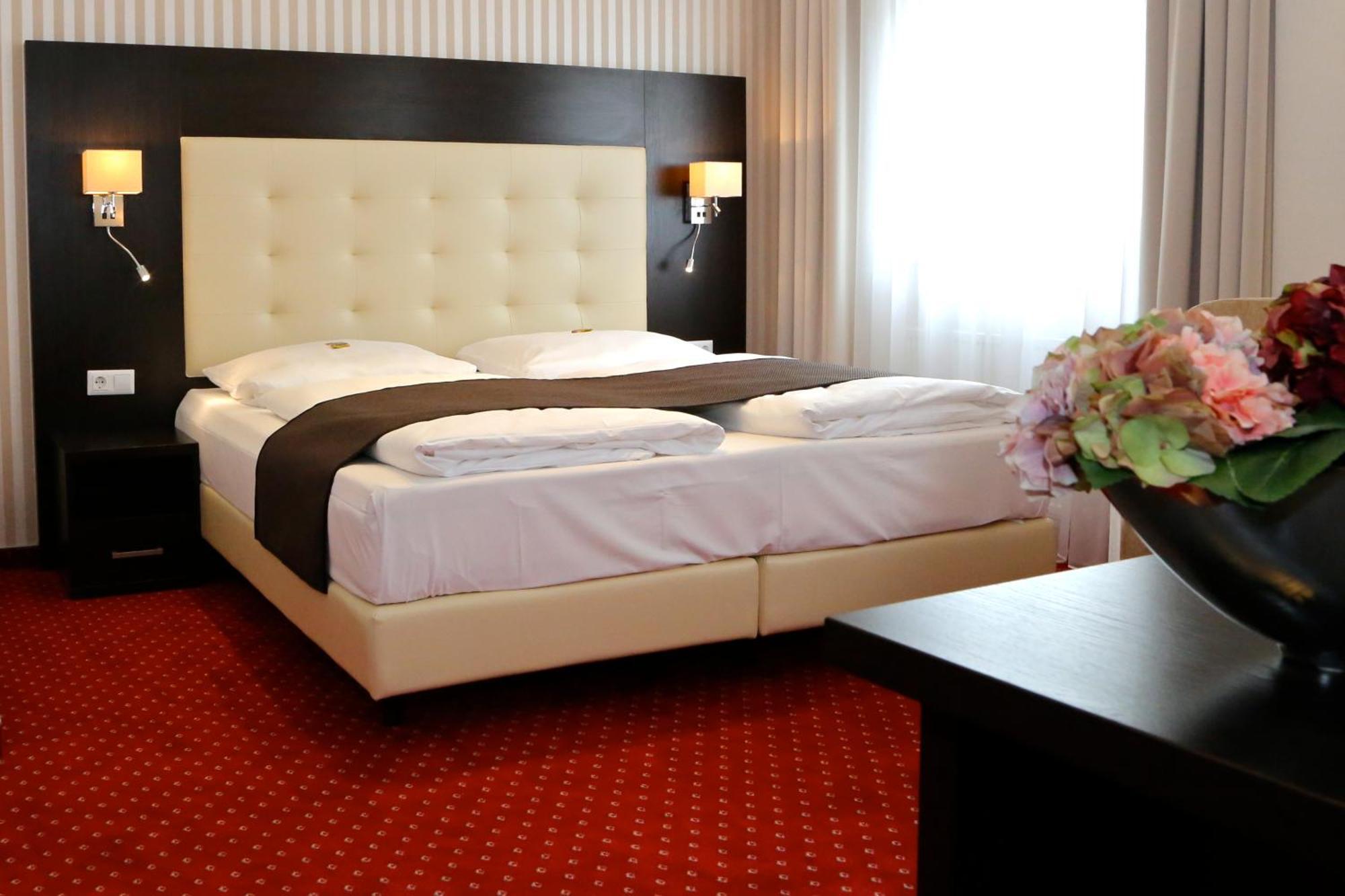 Hotel Herbst Берлин Экстерьер фото
